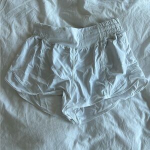 Hotty Hot High-Rise Lined Short 2.5". Size 6, white.